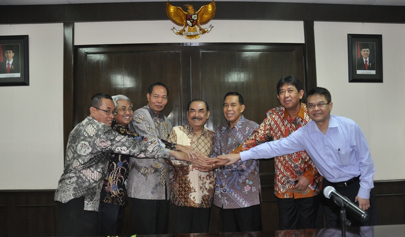 Bank Jatim Mou dg BPR Jatim dan Yayasan Damandiri